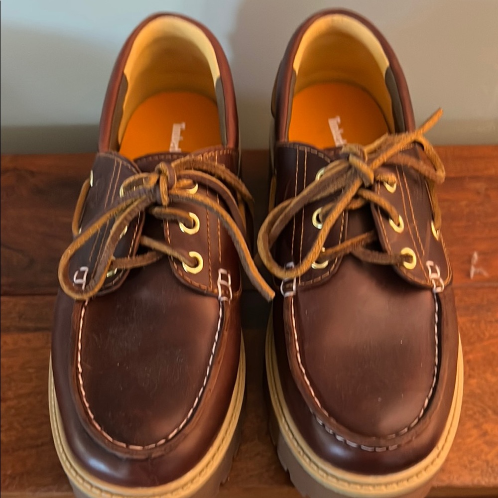Timberland Platform Boat Shoes women’s size 8
